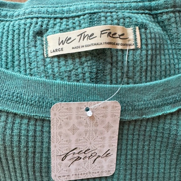 Free People Microphone Drop Thermal Size: L - Picture 5 of 7